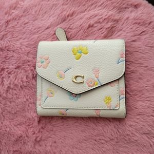 Small floral coach spring wallet
